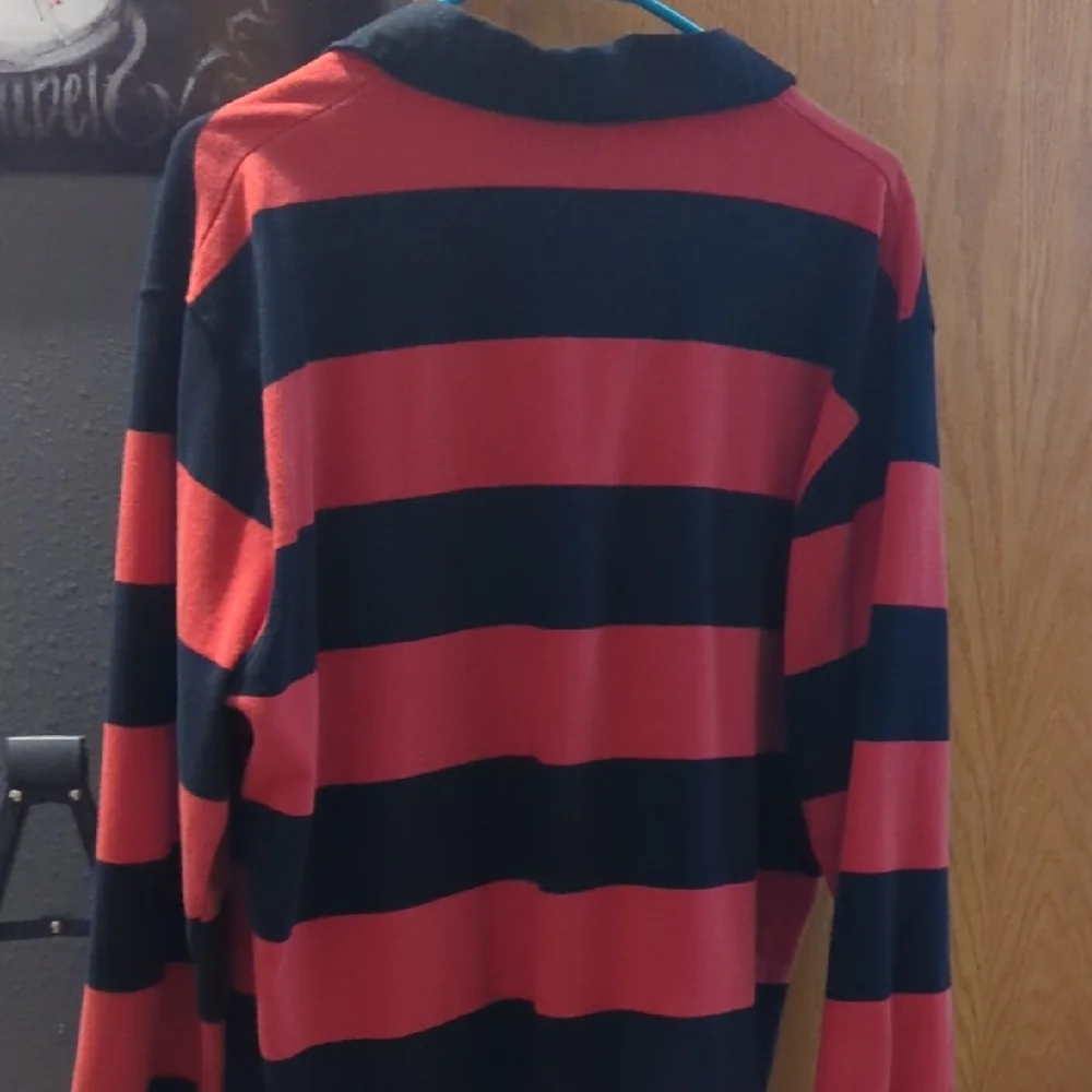 Broken Promises Black and Red Rugby Shirt - Picture 3 of 3